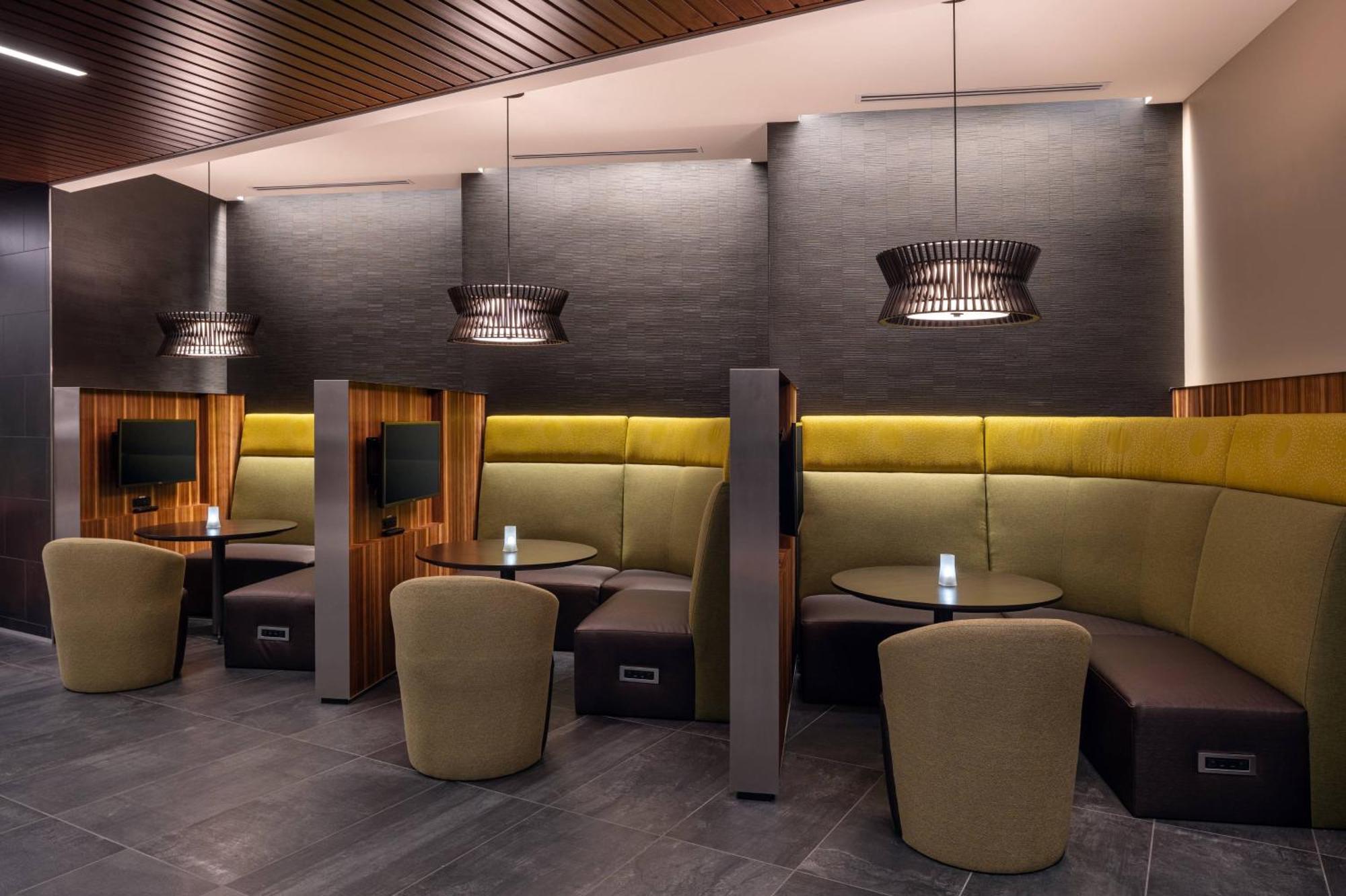ホテル Courtyard By Marriott Petaluma Sonoma County エクステリア 写真